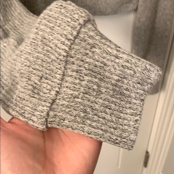 Garage Cropped Turtleneck *Price is NEGOTIABLE - Picture 3 of 4